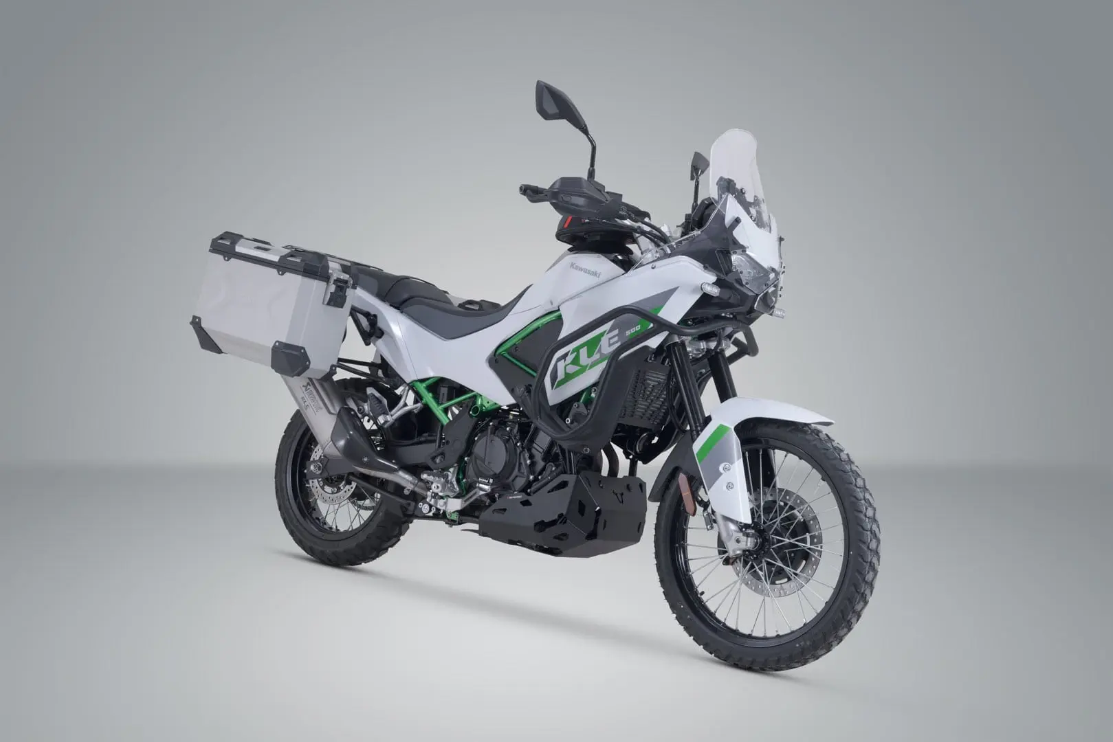 Алуминиева система куфари TRAX ADV (82 литра) (Ауспух Akrapovic)