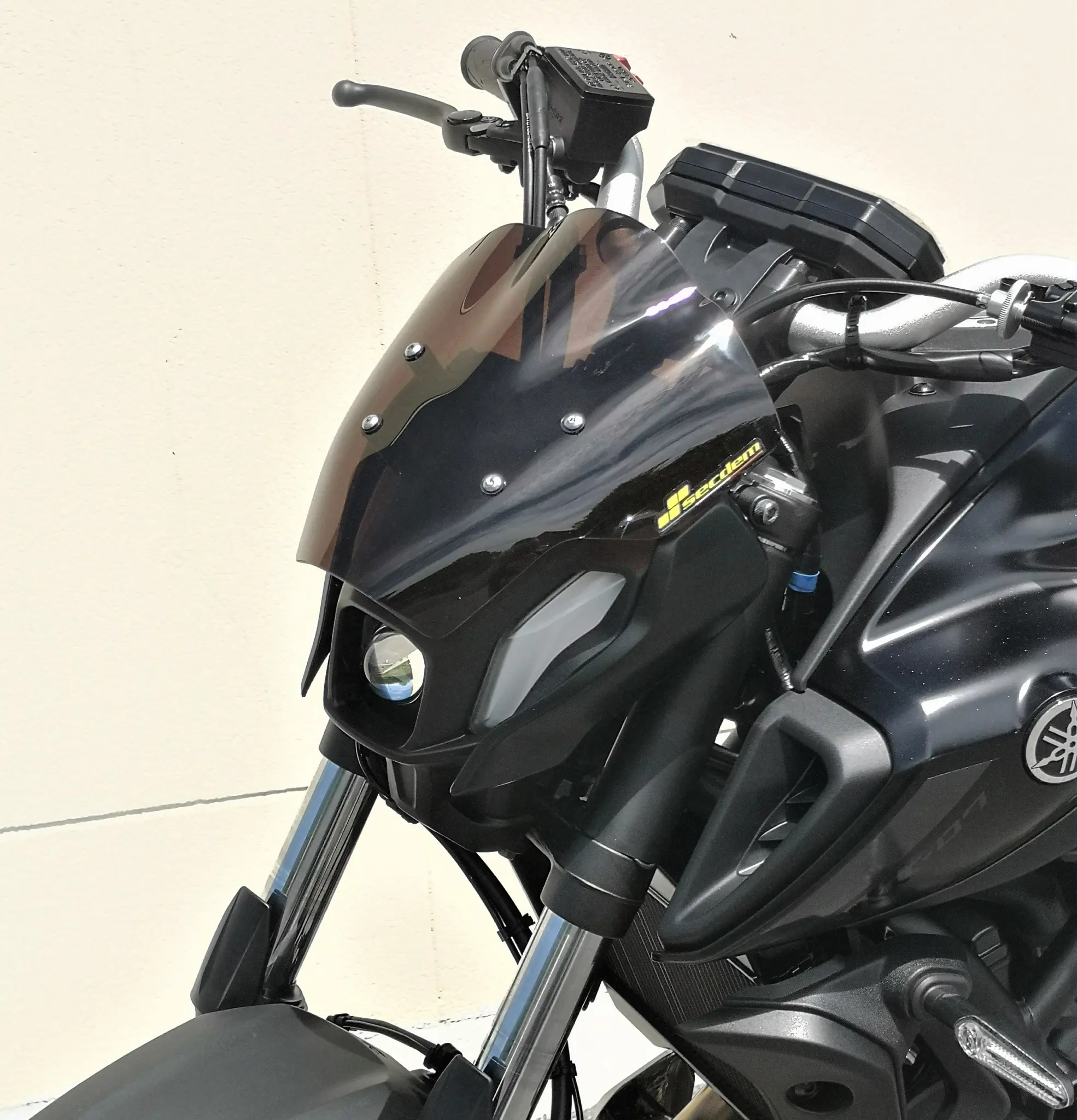 Слюда за Yamaha