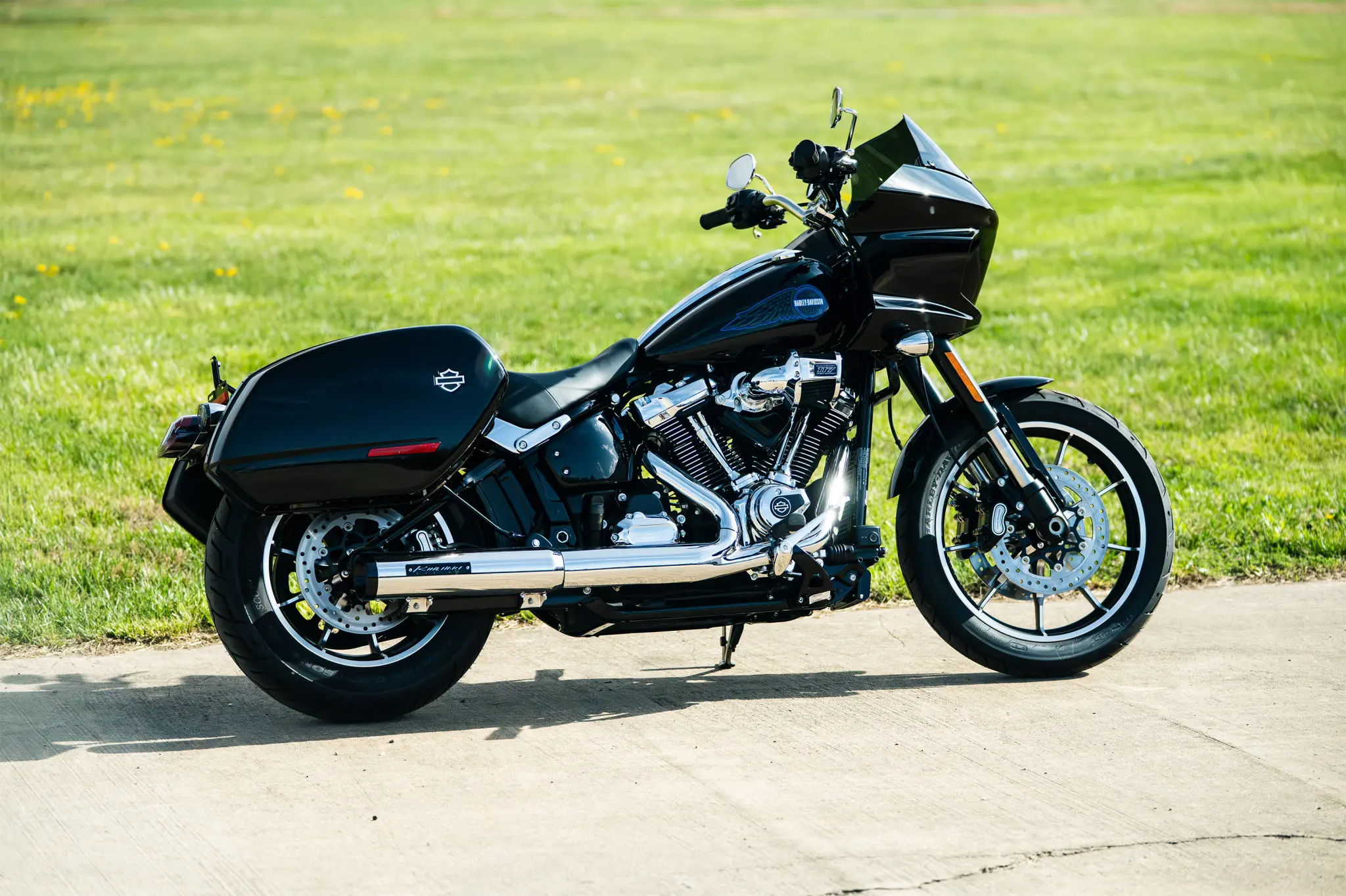 4" HP40 Slip-On Muffler for HD Softails