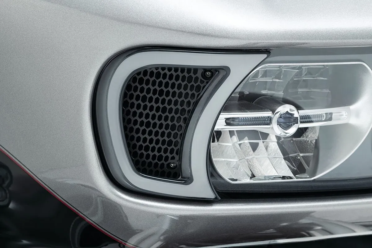 Tracer Headlight Vent Accents